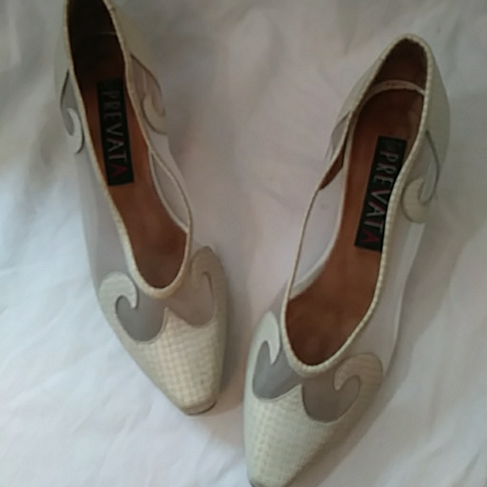 Prevata ivory colored/net heels-sz 5B